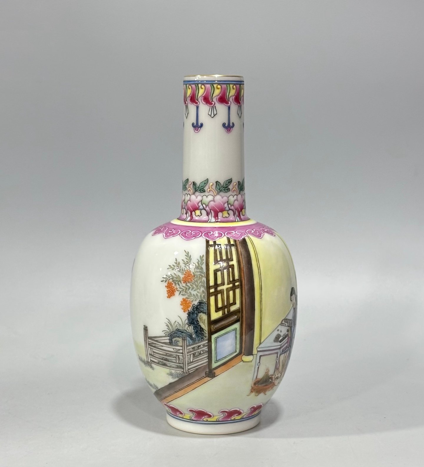 Qing Dynasty Yongzheng Enamel vase with figures watching books and pictures