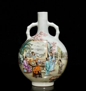 Qing Dynasty Yongzheng Enamel figure with figures and figures of literati small moon vase with two ears