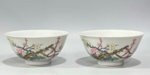 Qing Dynasty Yongzheng Enamel plum and bamboo poetry bowl