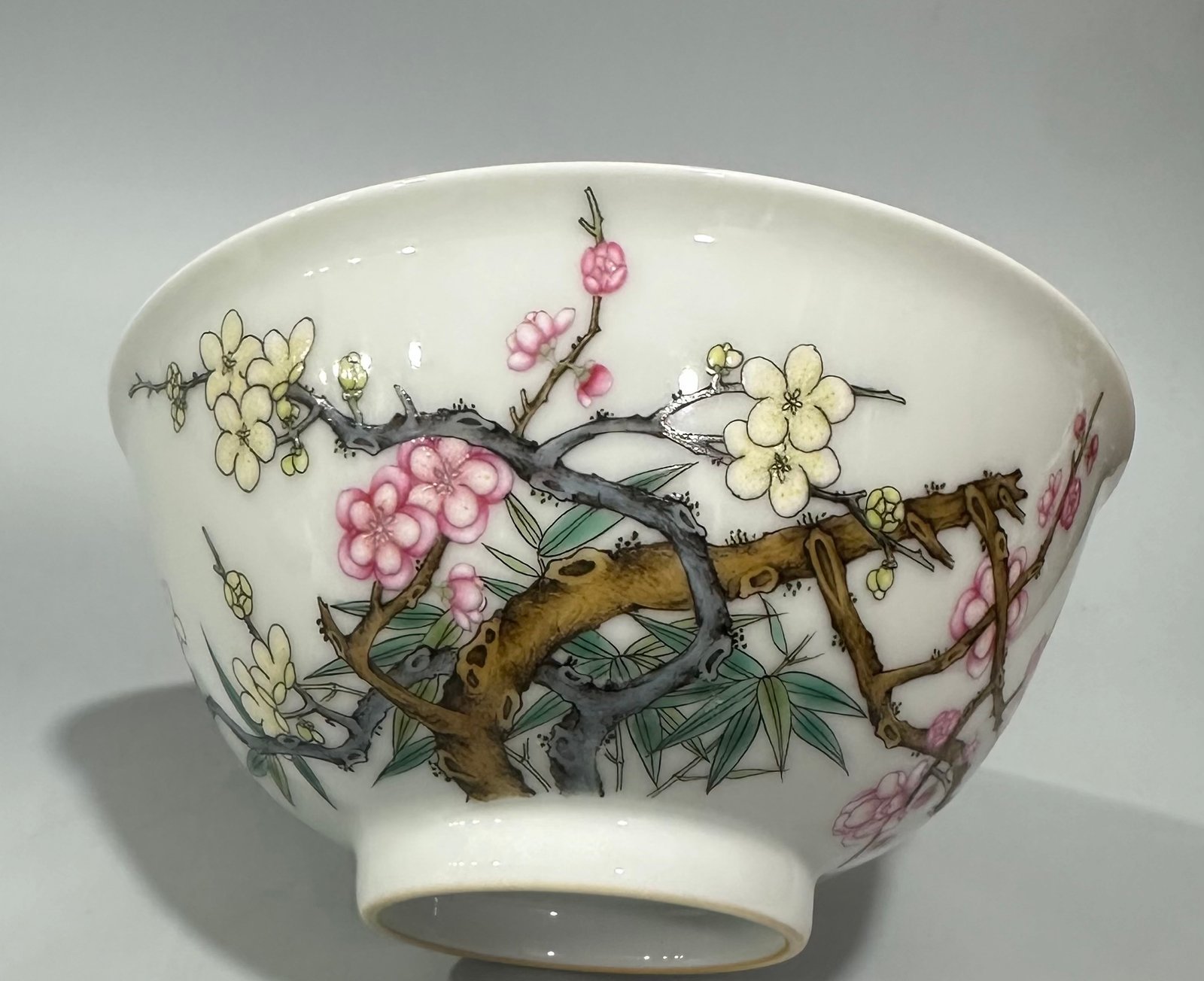 Qing Dynasty Yongzheng Enamel plum and bamboo poetry bowl