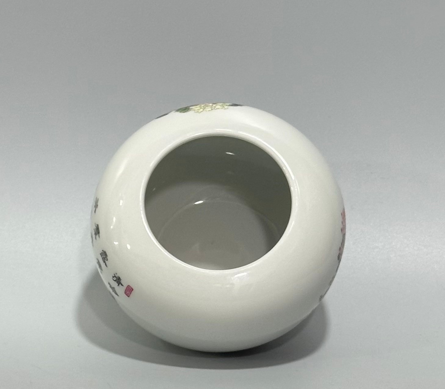 Qing Dynasty Yongzheng Enamel ganoderma lucidum flower insect pattern apple statue