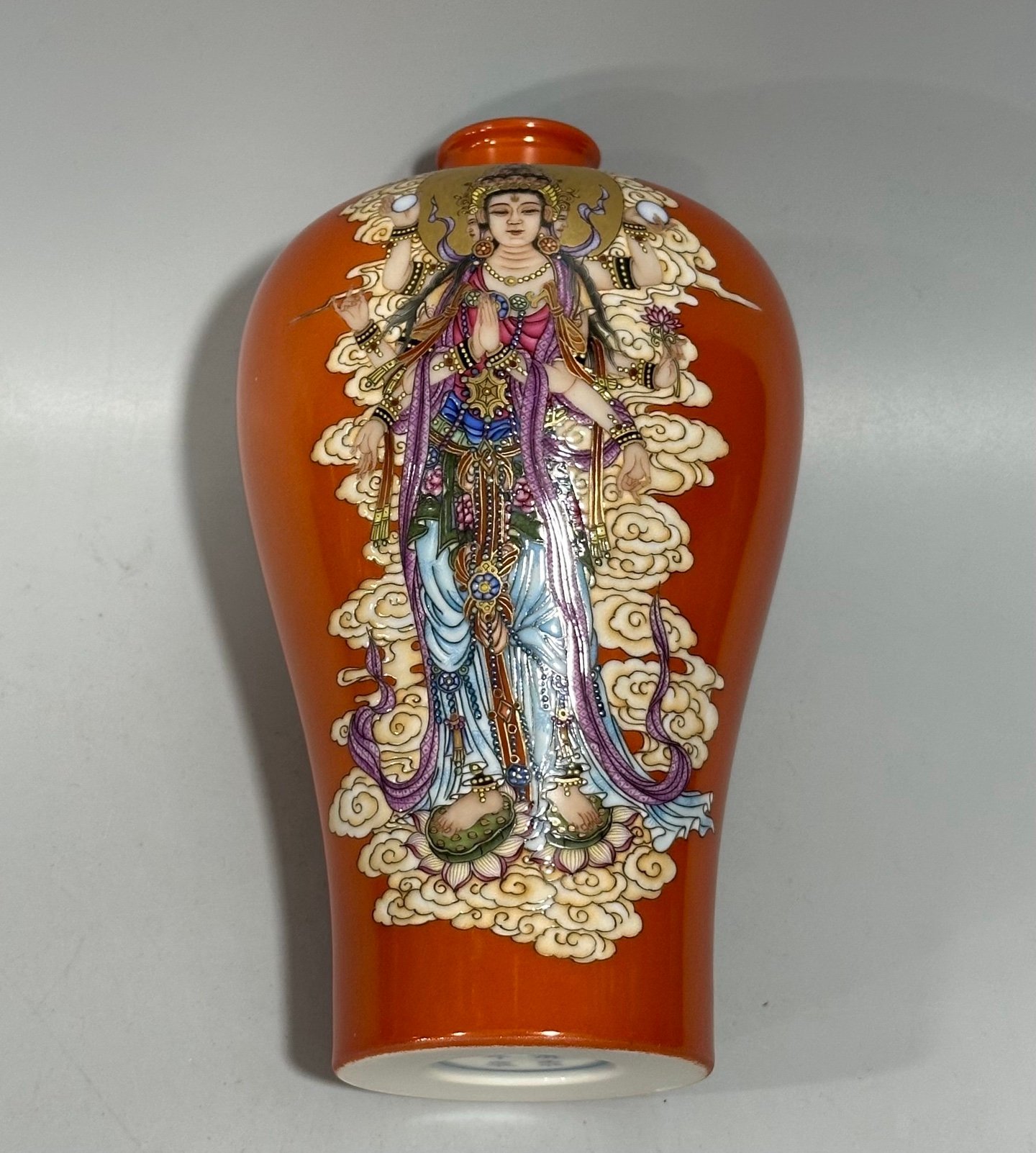 Qing Dynasty Yongzheng Enamel coral red thangka pattern small plum vase