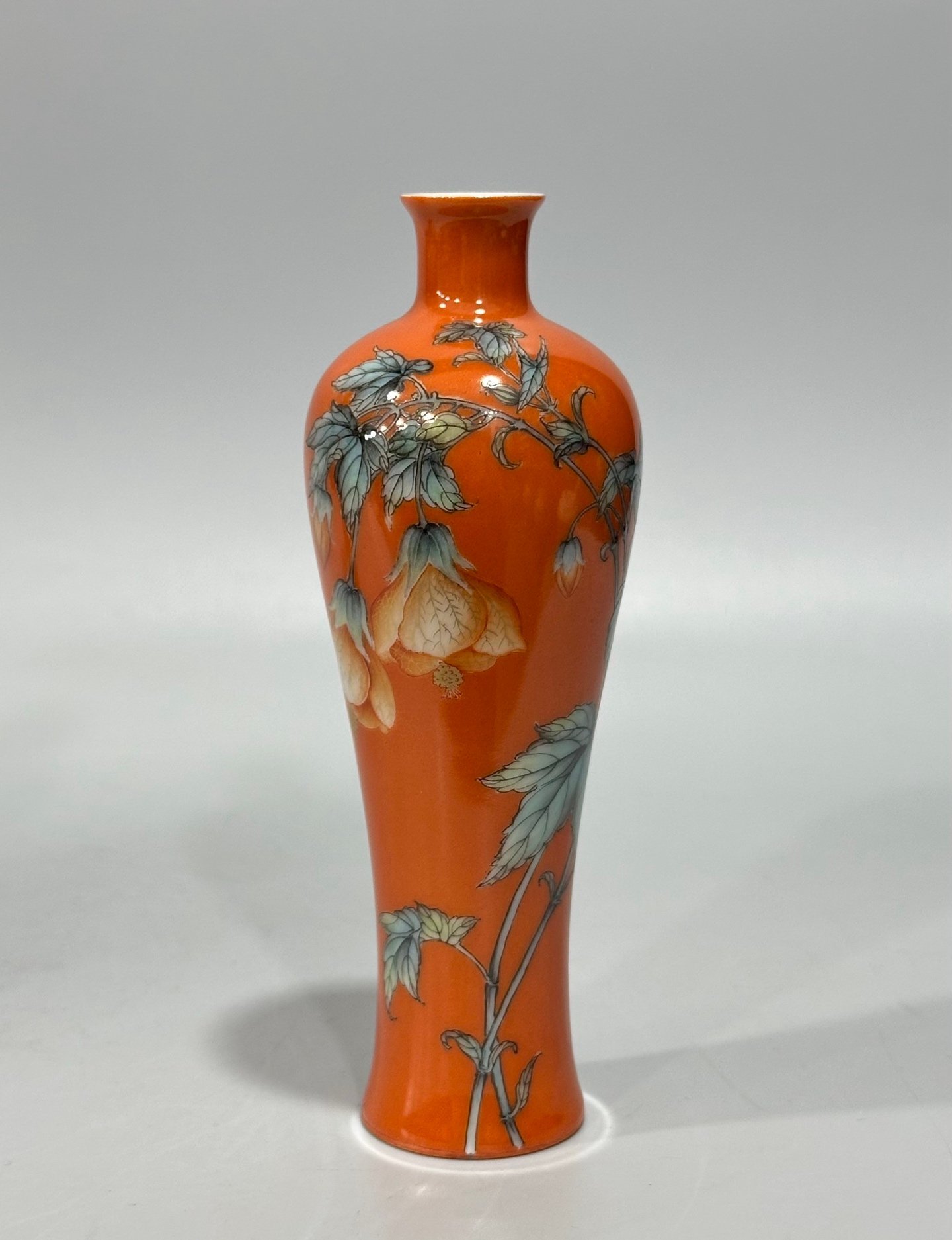 Qing Dynasty Yongzheng Small plum vase with enamel coral red flowers and birds gold-painted poems