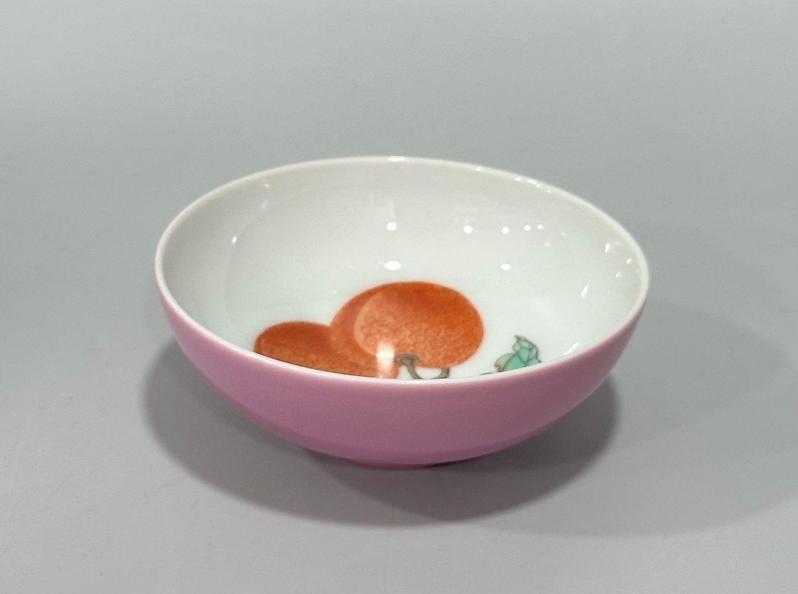Qing Dynasty Yongzheng Enamel rouge water-painted litchi pattern cup