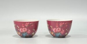 Qing Dynasty Yongzheng Enamel rouge red plum pattern cup