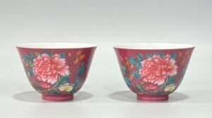 Qing Dynasty Yongzheng Enamel rouge red peony poetry cup