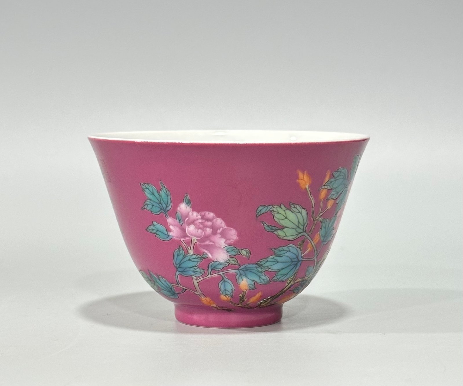 Qing Dynasty Yongzheng Enamel rouge red peony poetry cup