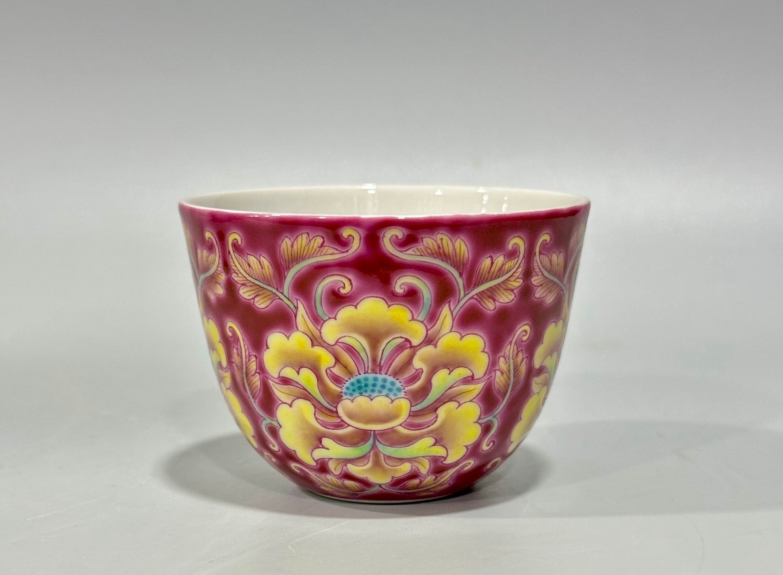 Qing Dynasty Yongzheng Enamel rouge red flower pattern chicken cup
