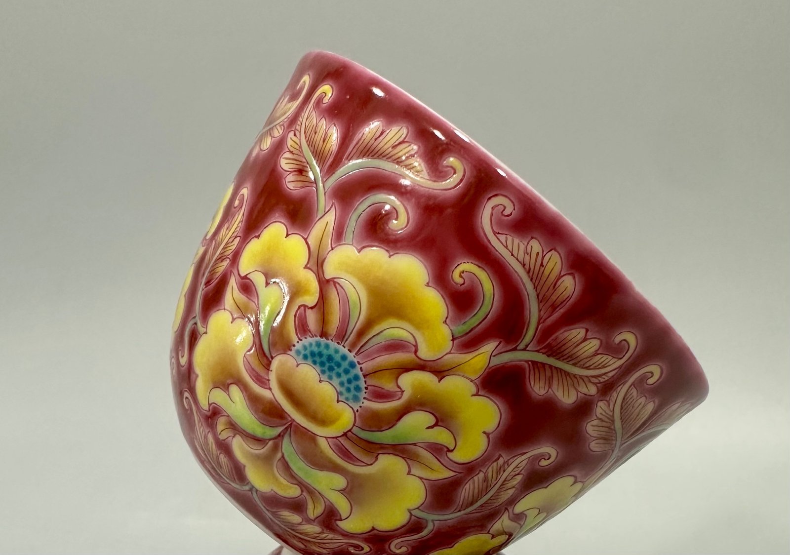 Qing Dynasty Yongzheng Enamel rouge red flower pattern chicken cup