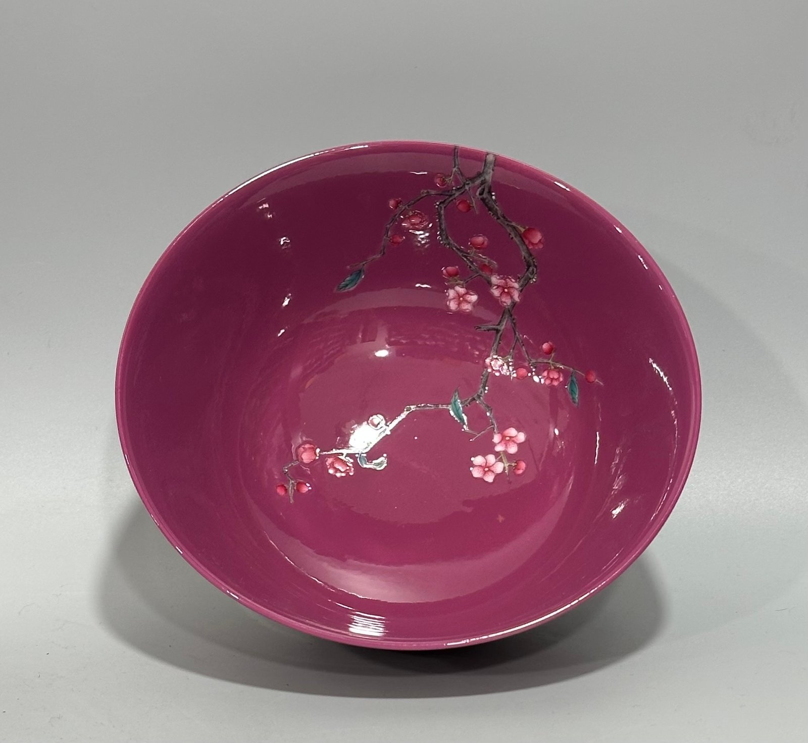 Qing Dynasty Yongzheng Enamel rouge red flower and bird poetry bowl