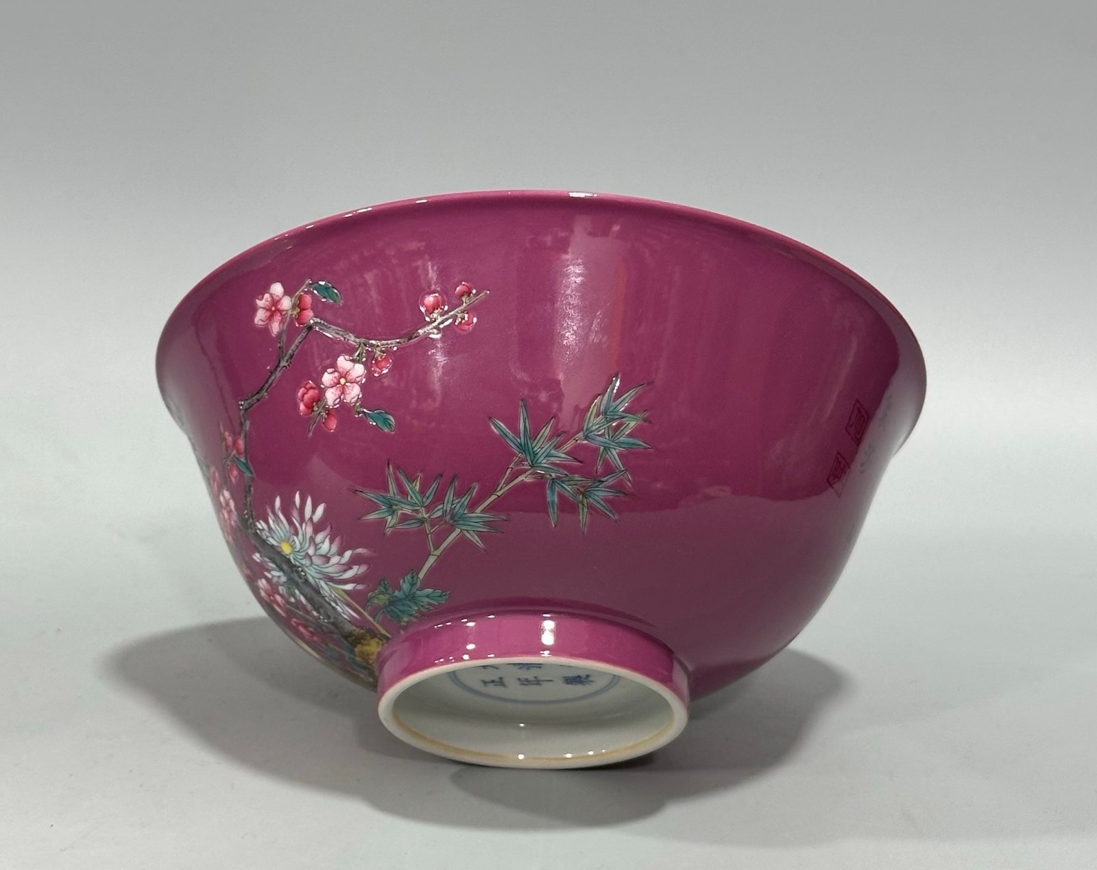 Qing Dynasty Yongzheng Enamel rouge red flower and bird poetry bowl