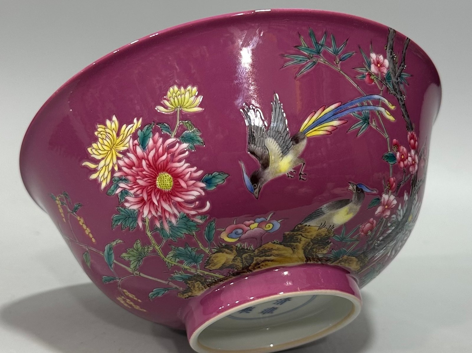Qing Dynasty Yongzheng Enamel rouge red flower and bird poetry bowl