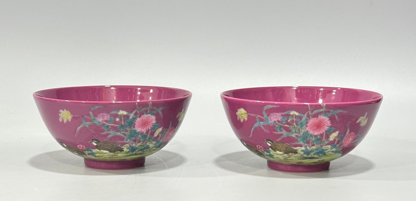 Qing Dynasty Yongzheng Enamel rouge red flower and bird poetry bowl