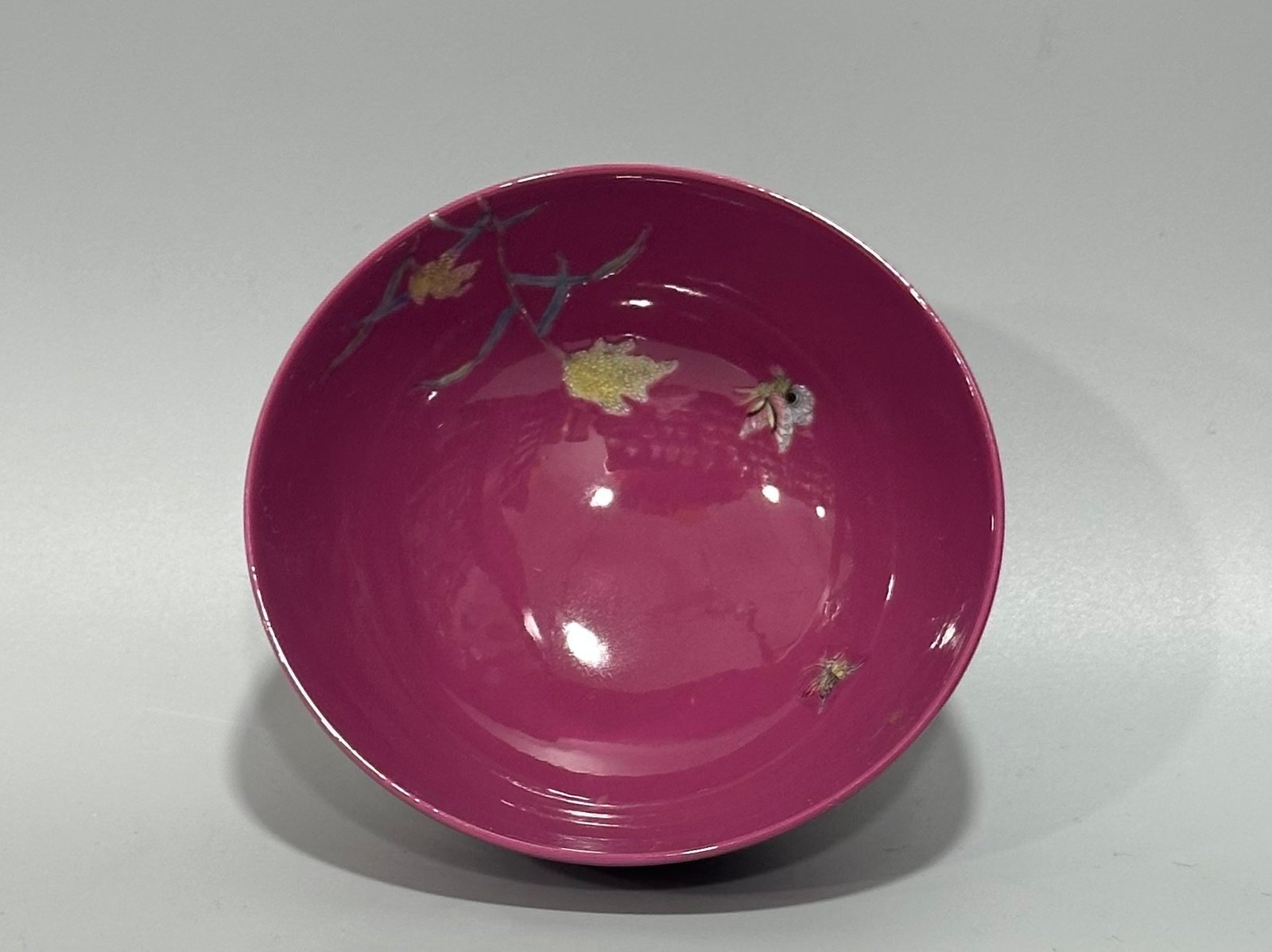 Qing Dynasty Yongzheng Enamel rouge red flower and bird poetry bowl