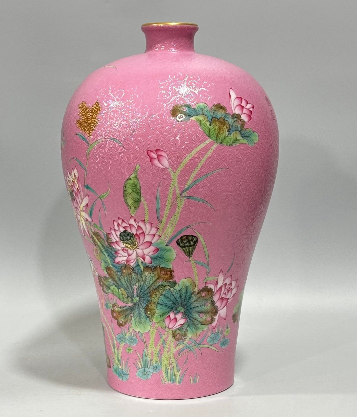 Qing Dynasty Yongzheng enamel rouge red track flower and bird poetry plum vase