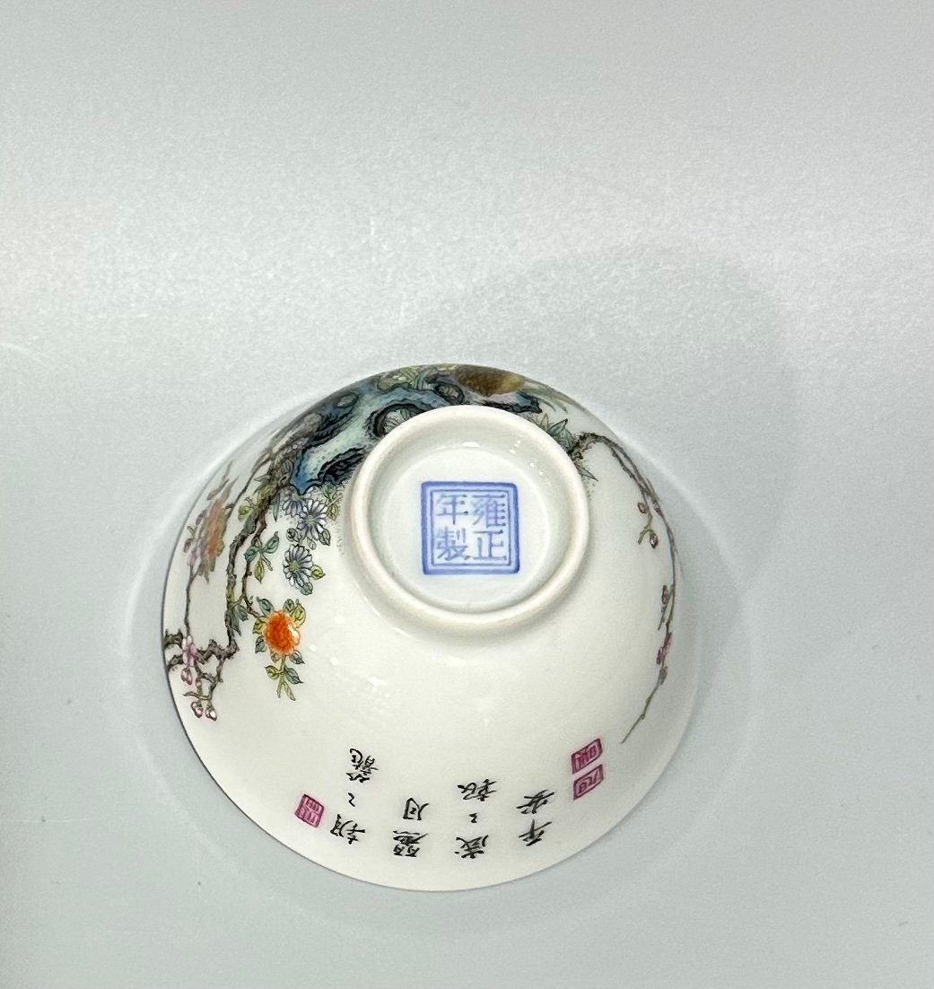 Qing Dynasty Yongzheng Enamel cup with patterns of flowers and birds living and working in peace