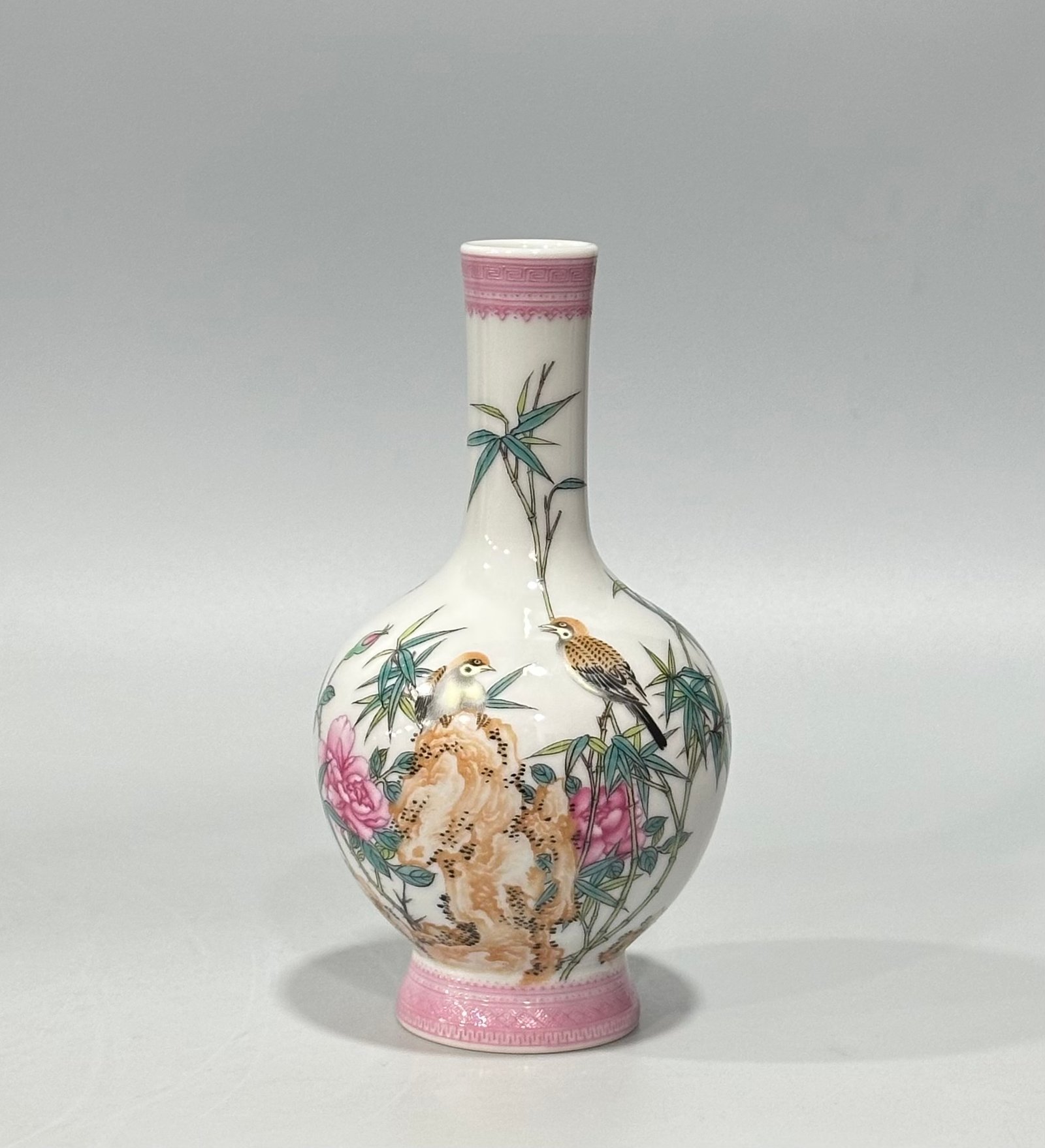 Qing Dynasty Yongzheng Enamel vase with flowers and birds poems and pros