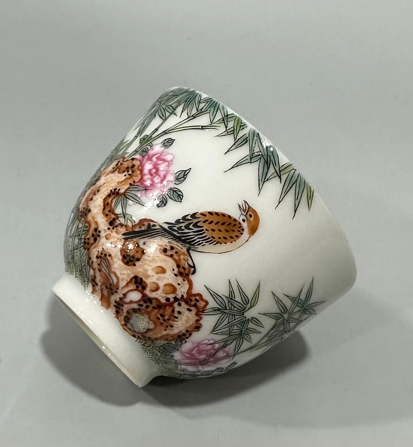 Qing Dynasty Yongzheng Enamel flower and bird poetry cup