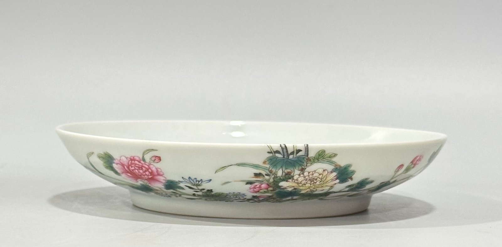 Qing Dynasty Yongzheng Enamel flower and bird poems on a branch plate