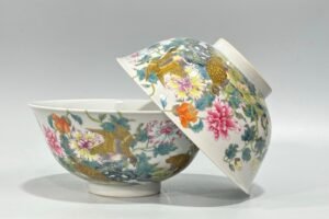 Qing Dynasty Yongzheng Enamel bowl with flower and bird poems and branches