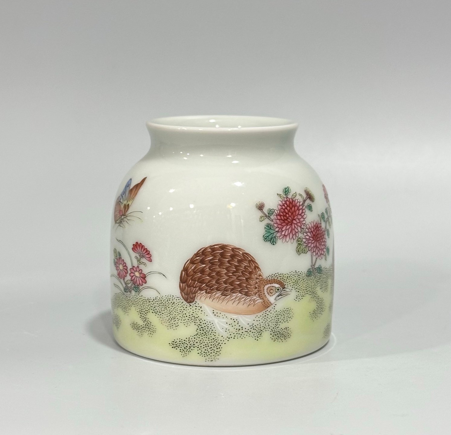 Qing Dynasty Yongzheng Enamel Horseshoe Zun with Flowers