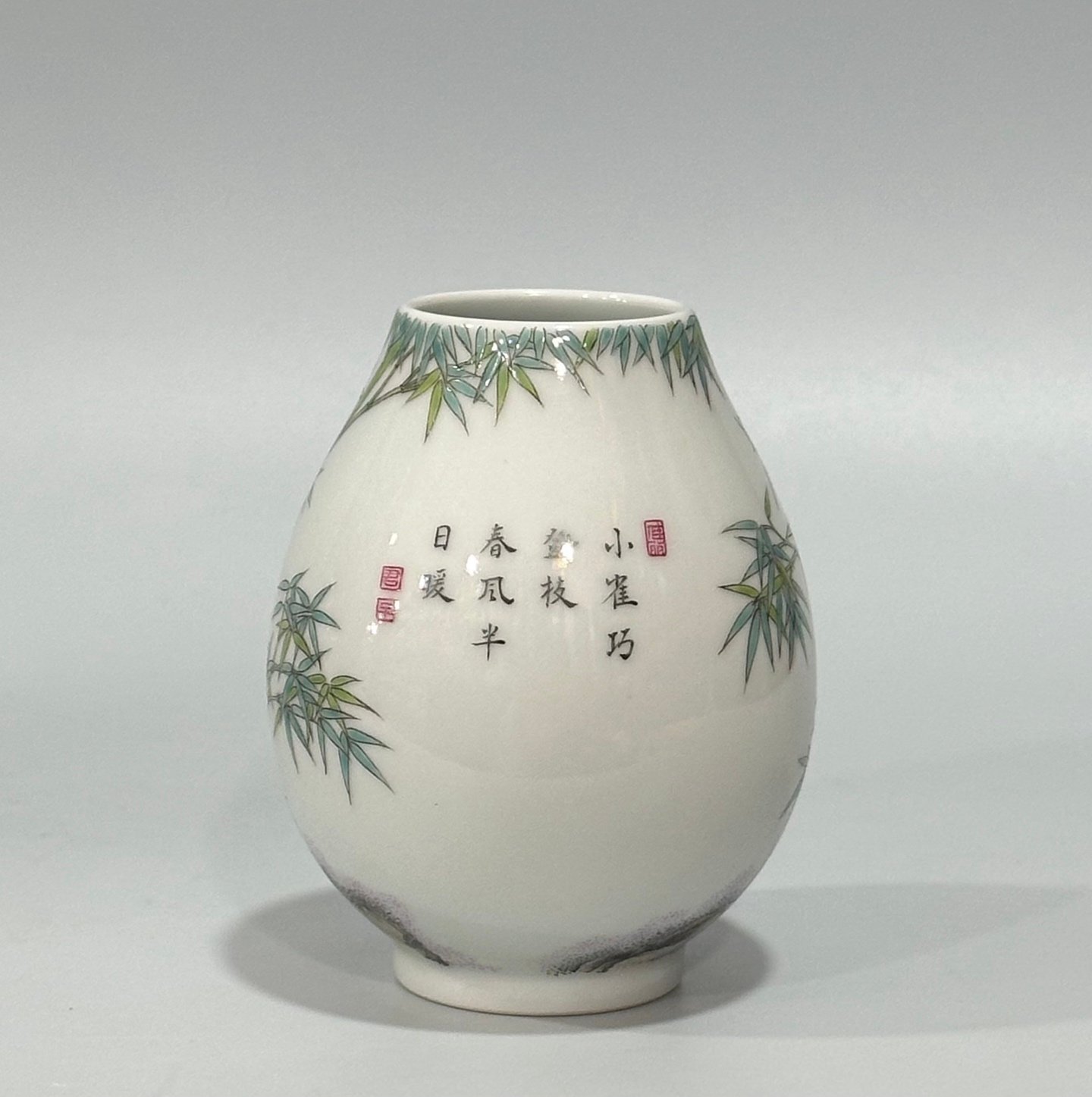 Qing Dynasty Yongzheng Enamel flower and bird poems and egg wash