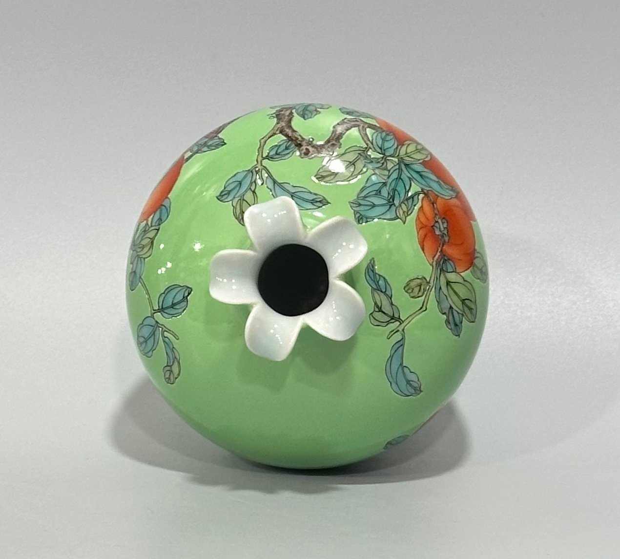 Qing Dynasty Yongzheng Enamel apple green glaze pomegranate statue with everything goes well pattern