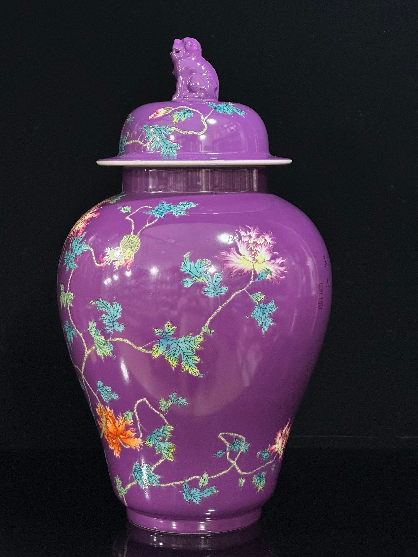 Qing Dynasty Yongzheng Enamel eggplant skin purple glaze flower and bird poetry general jar