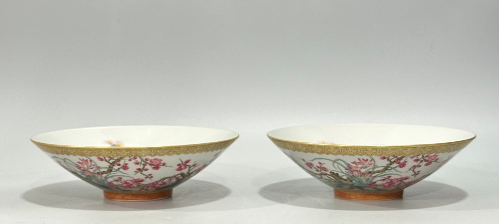Qing Dynasty Yongzheng enamel color gold Ruyi flower pattern bamboo hat bowl