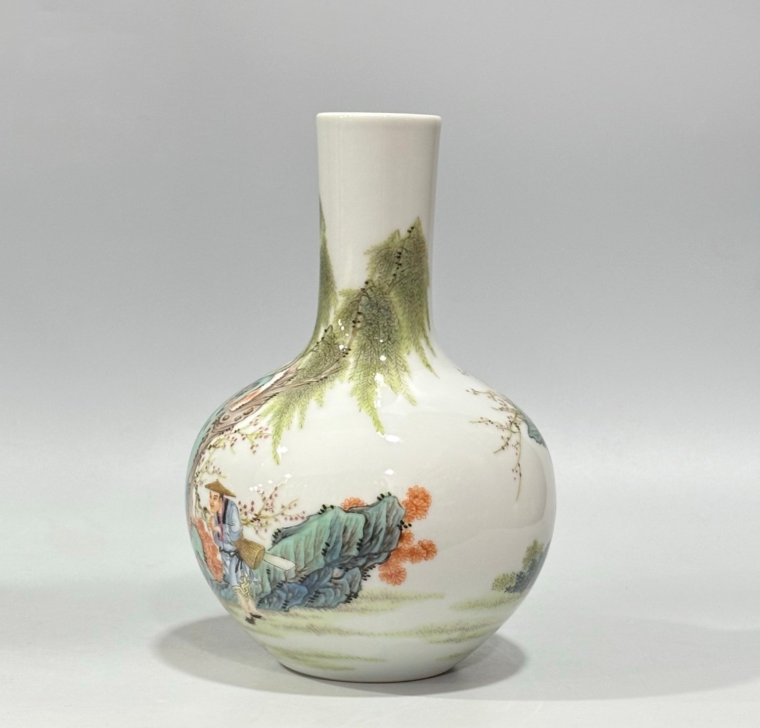 Qing Dynasty Yongzheng Small celestial sphere vase with pastel characters and farmhouse music pattern