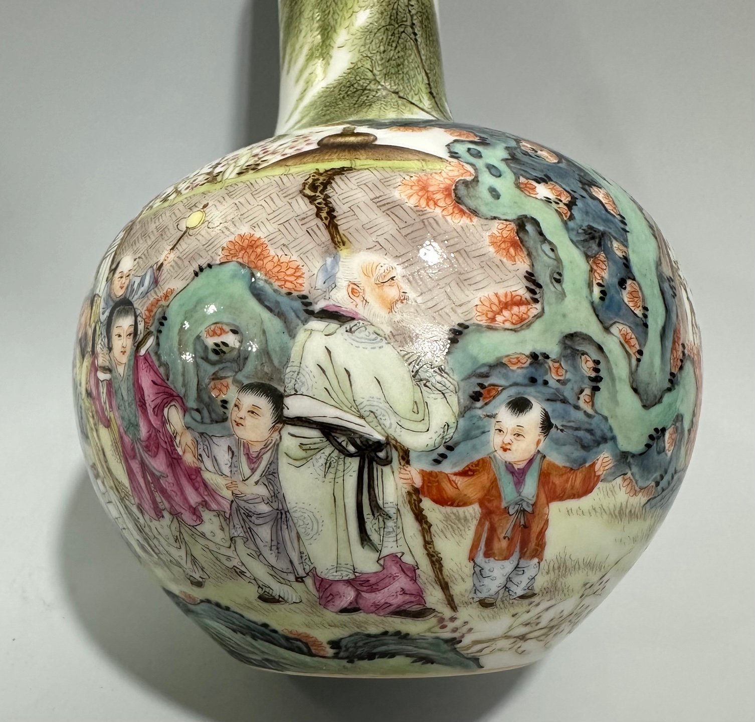 Qing Dynasty Yongzheng Small celestial sphere vase with pastel characters and farmhouse music pattern