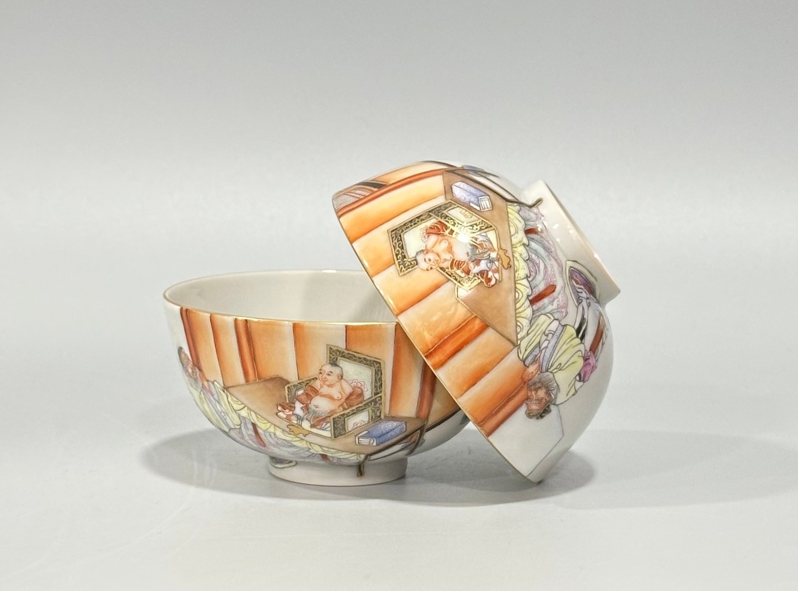 Qing Dynasty Yongzheng Pastel cup with character and story patterns