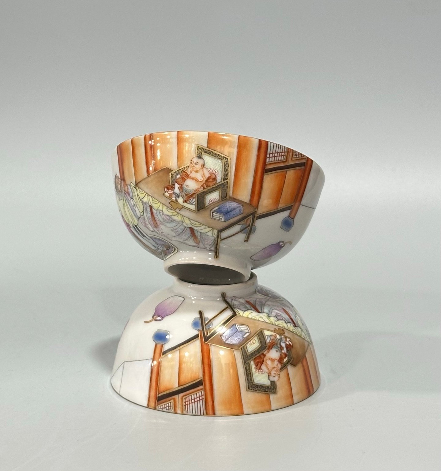 Qing Dynasty Yongzheng Pastel cup with character and story patterns