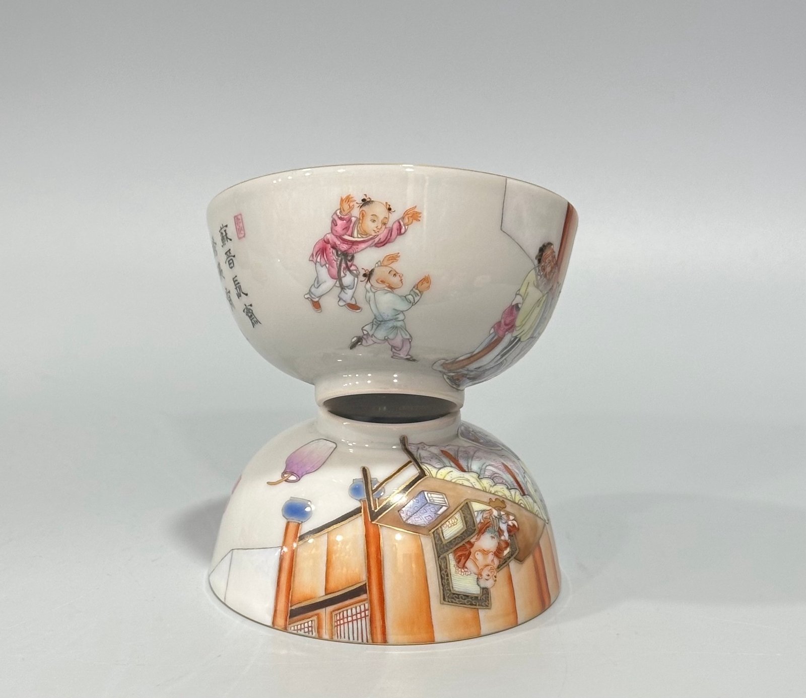 Qing Dynasty Yongzheng Pastel cup with character and story patterns