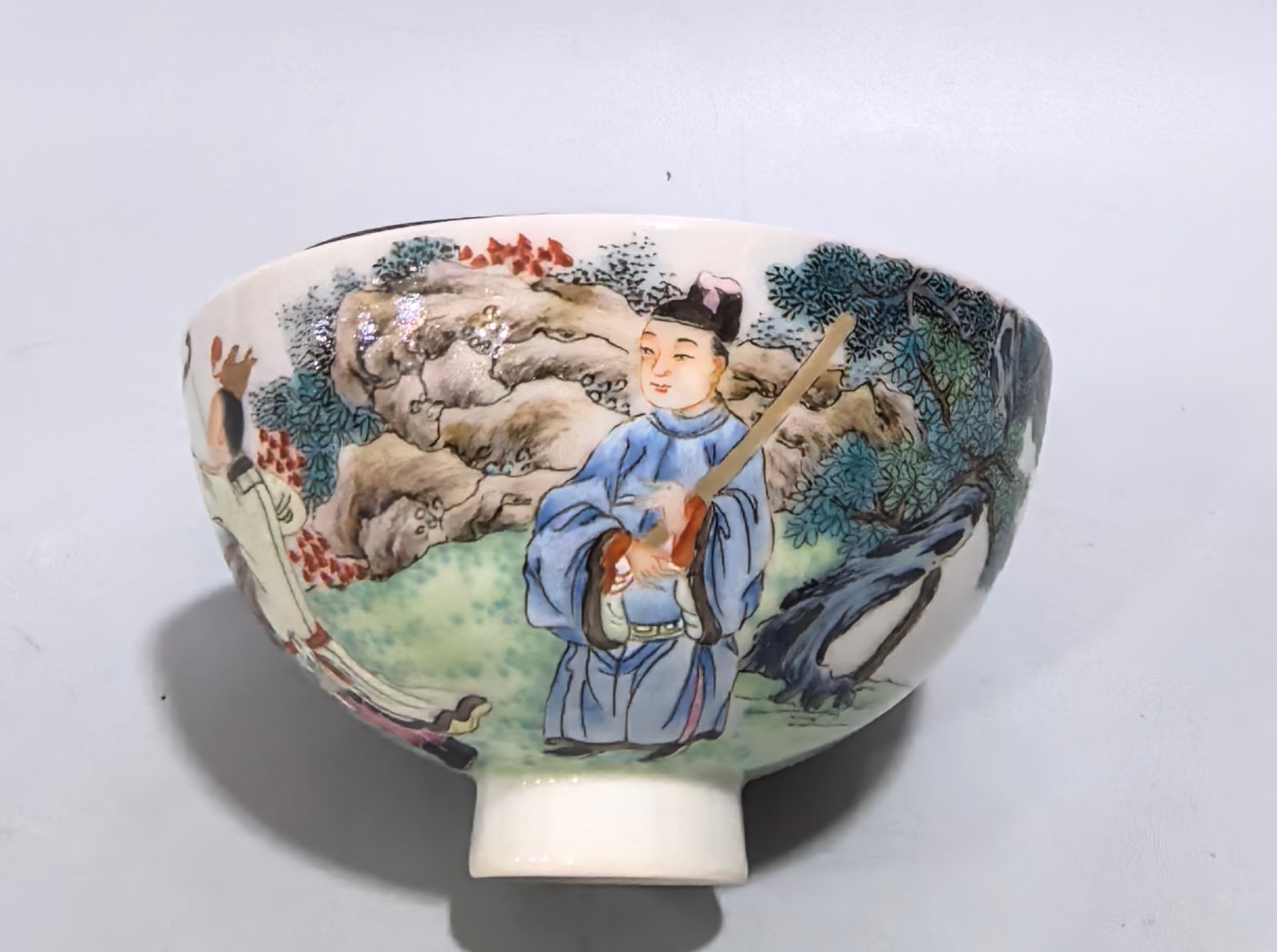 Qing Dynasty Yongzheng Pastel character story chicken heart cup