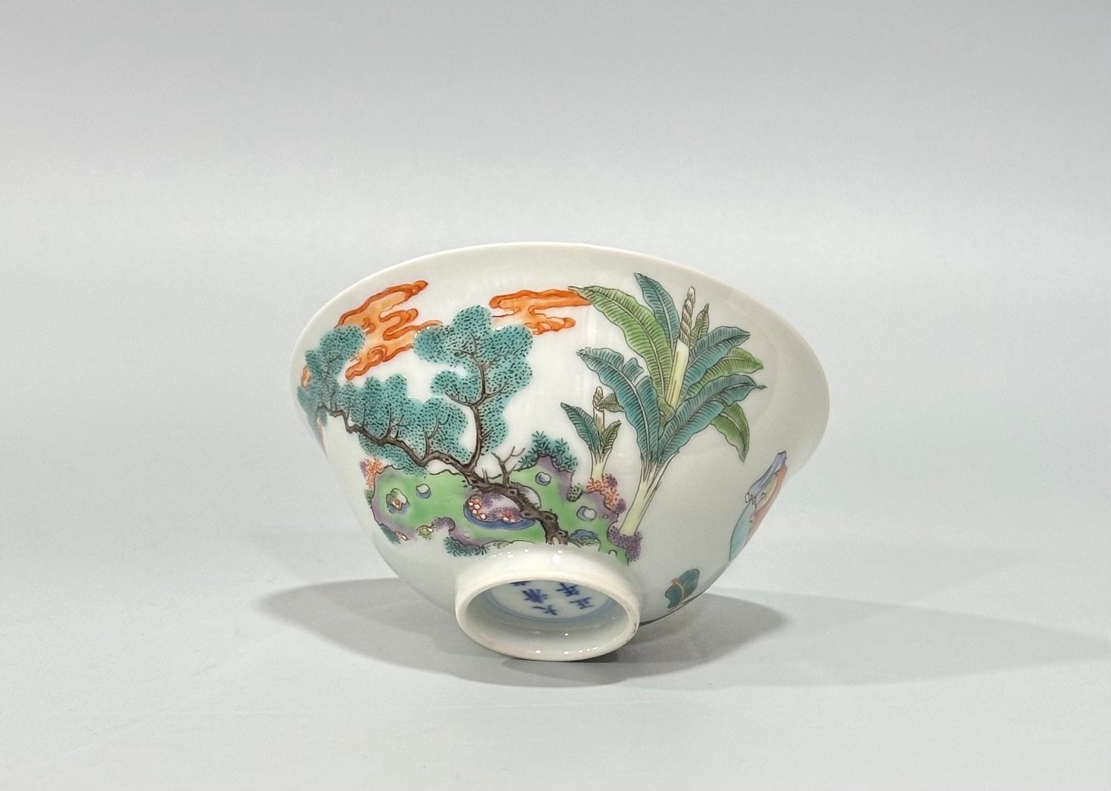 Qing Dynasty Yongzheng Pastel-colored figure erotic cup