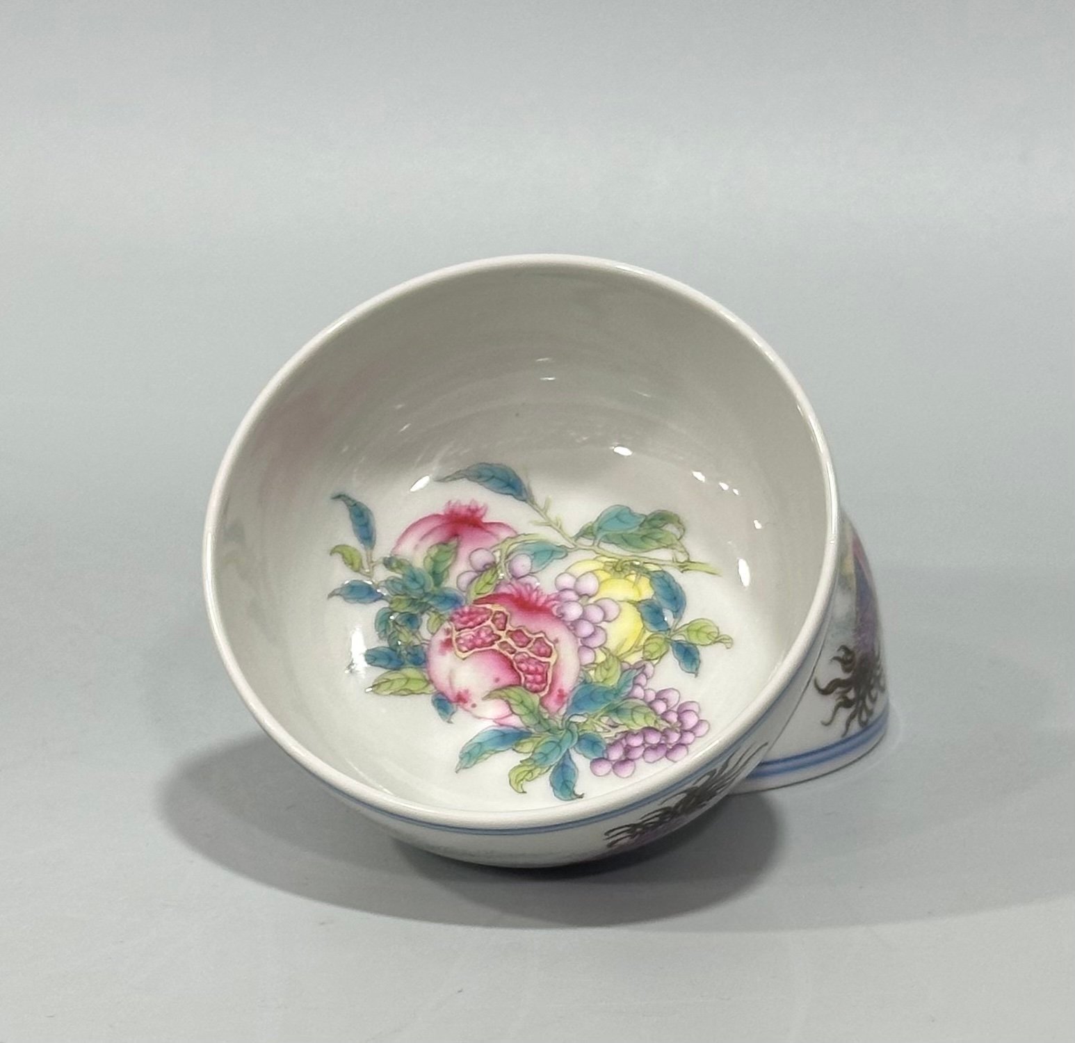 Qing Dynasty Yongzheng Pastel-colored living and working cup