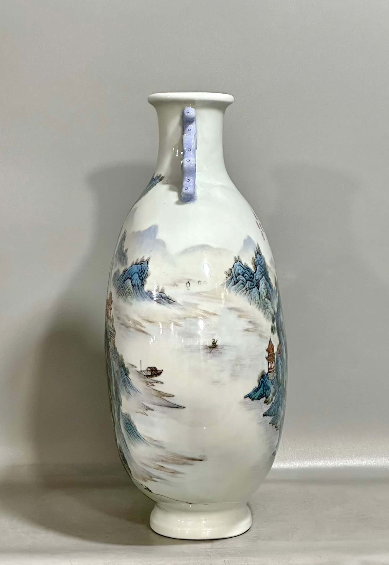 Qing Dynasty Yongzheng Pastel landscape pavilion figure with two ears holding the moon vase