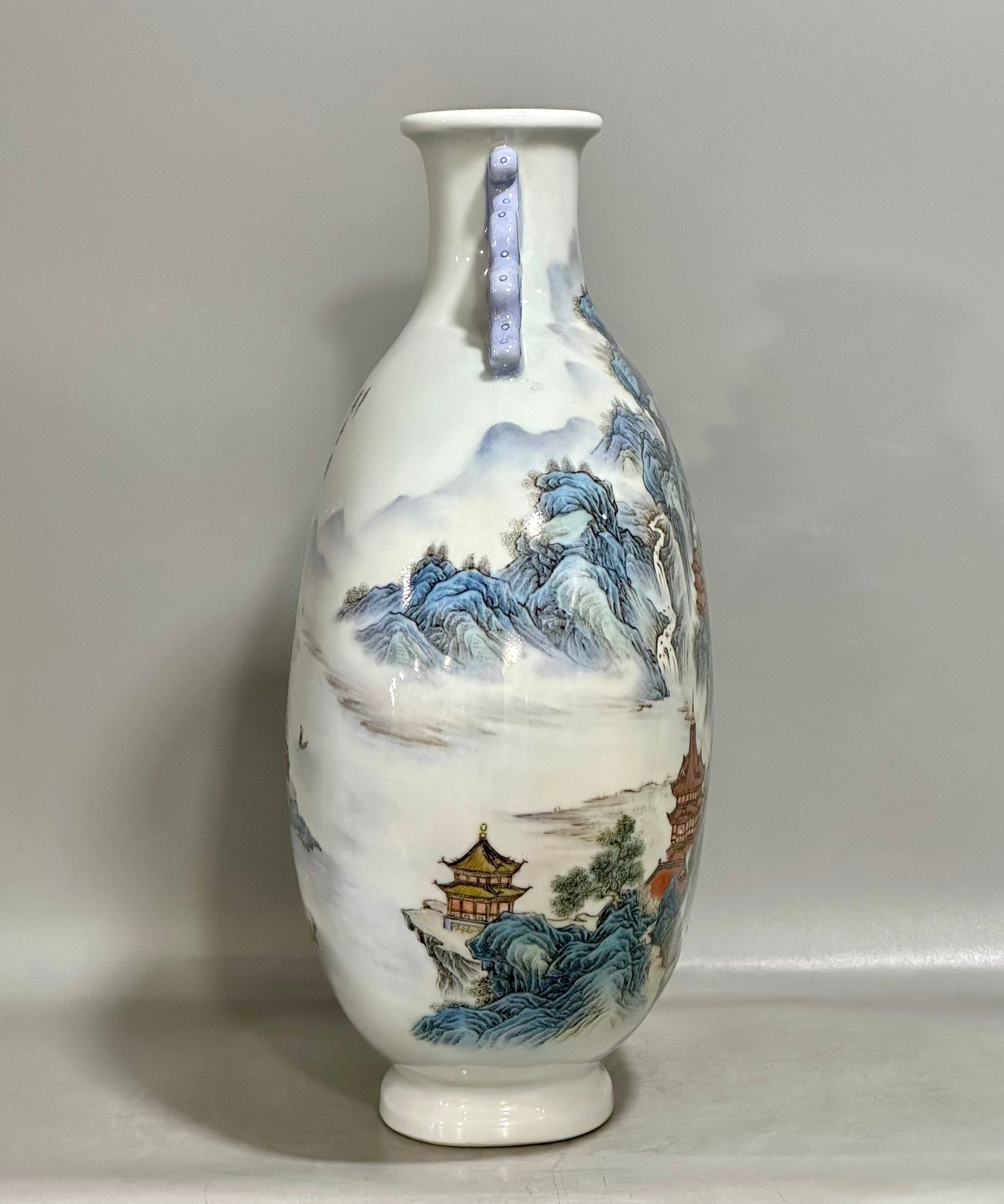 Qing Dynasty Yongzheng Pastel landscape pavilion figure with two ears holding the moon vase