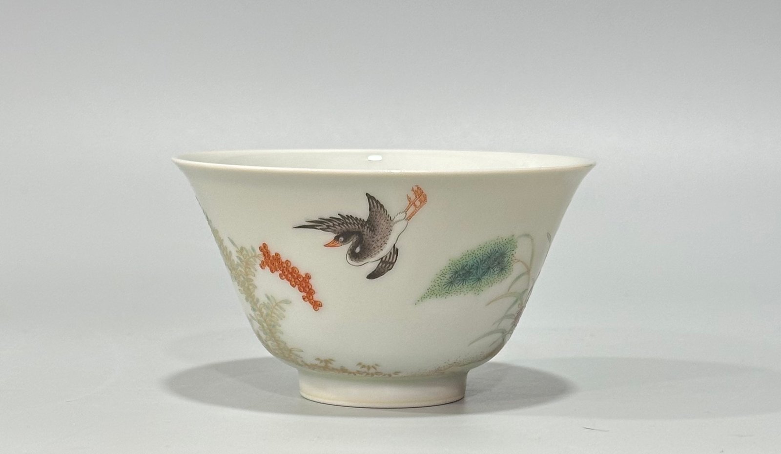 Qing Dynasty Yongzheng Pastel gold cup with reed and wild goose pattern