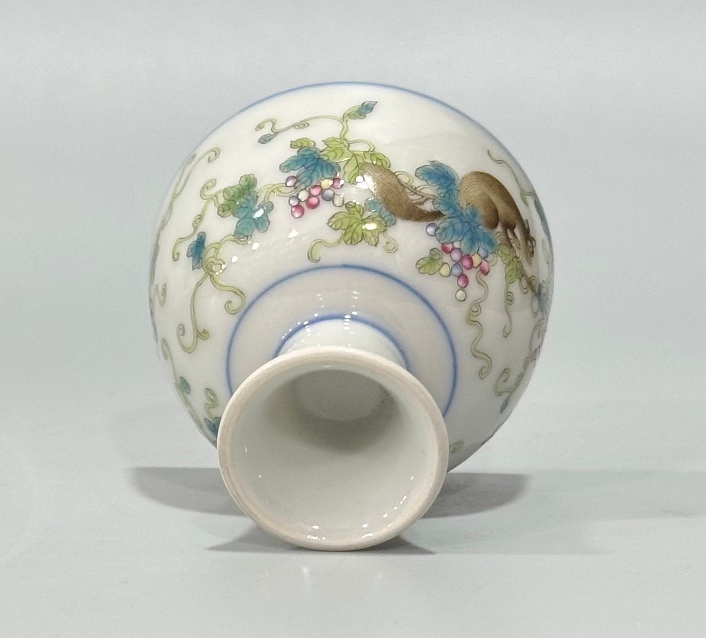 Qing Dynasty Yongzheng Pastel squirrel eating grape pattern goblet