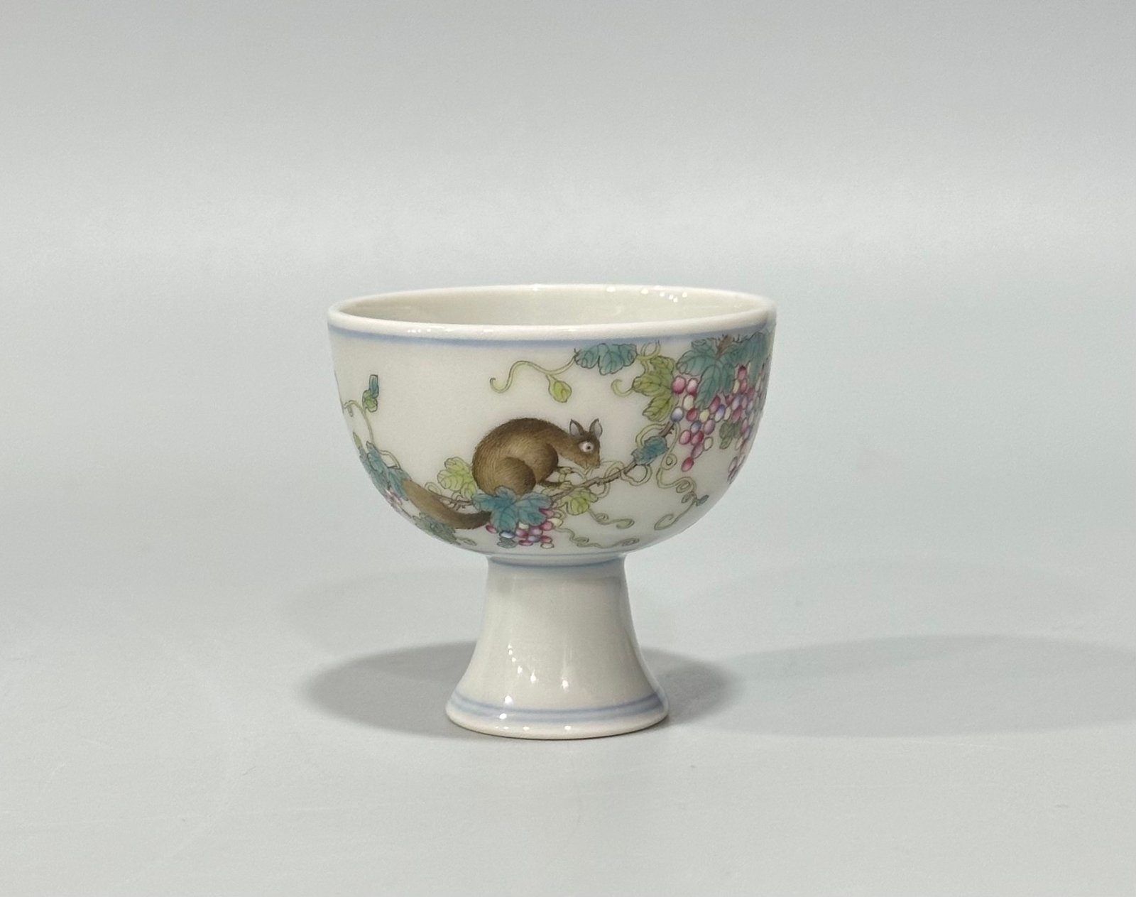 Qing Dynasty Yongzheng Pastel squirrel grape pattern goblet