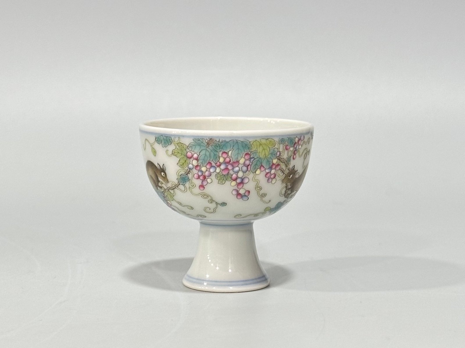 Qing Dynasty Yongzheng Pastel squirrel grape pattern goblet