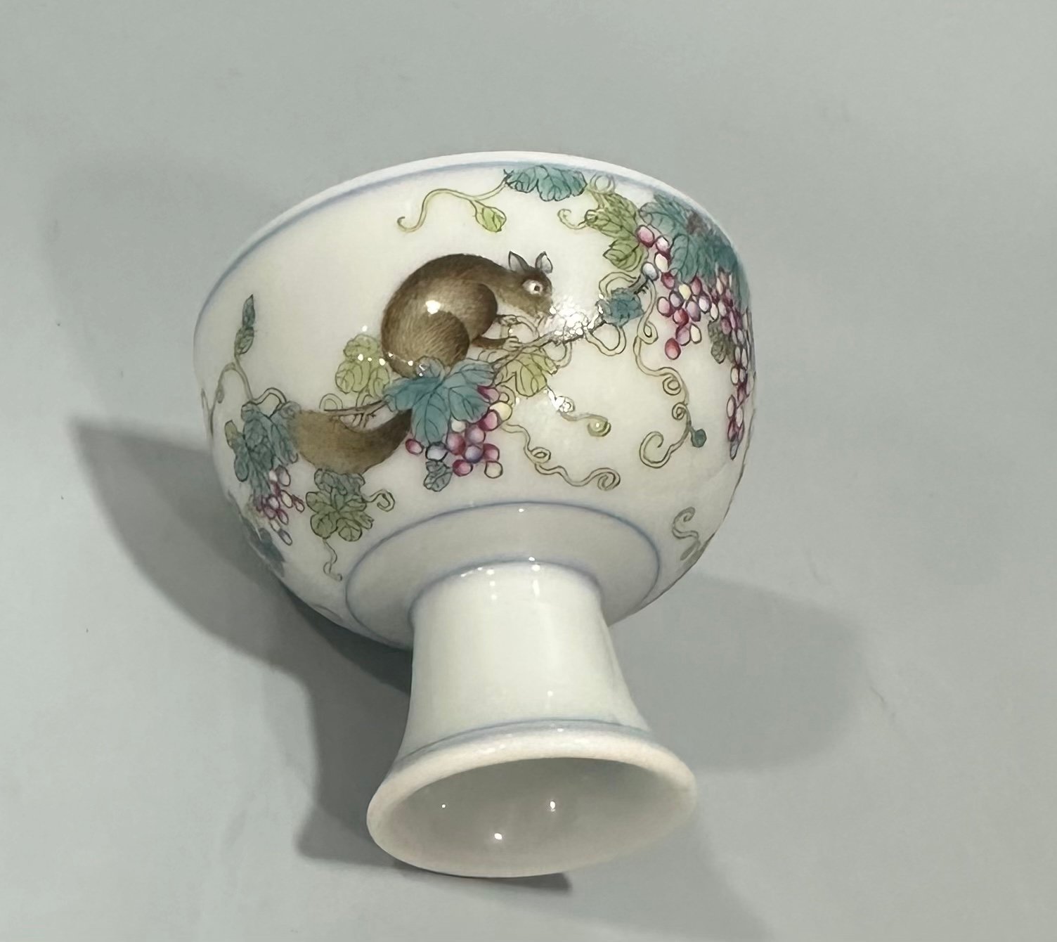 Qing Dynasty Yongzheng Pastel squirrel grape pattern goblet