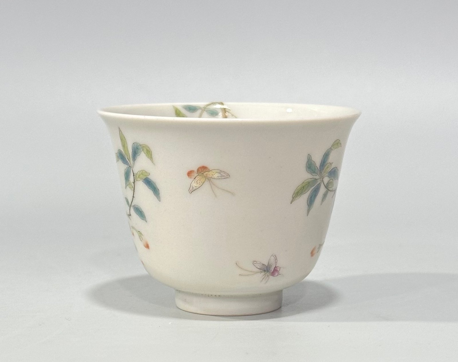 Qing Dynasty Yongzheng Pastel cherry cup with branches