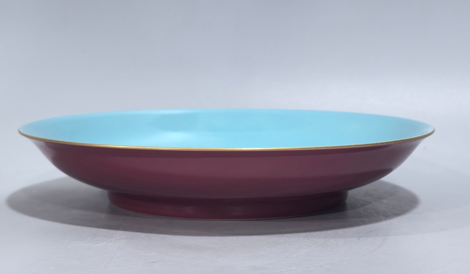 Qing Dynasty Yongzheng Pastel rouge red painted turquoise green peach Wanshou Wujie pattern plate