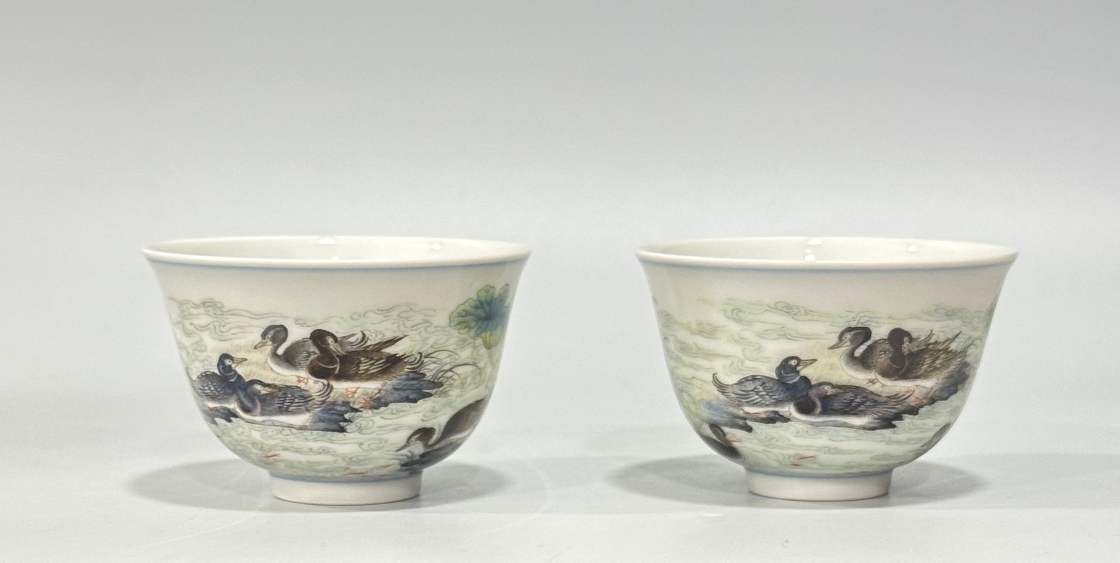 Qing Dynasty Yongzheng pastel reed and wild goose pattern cup