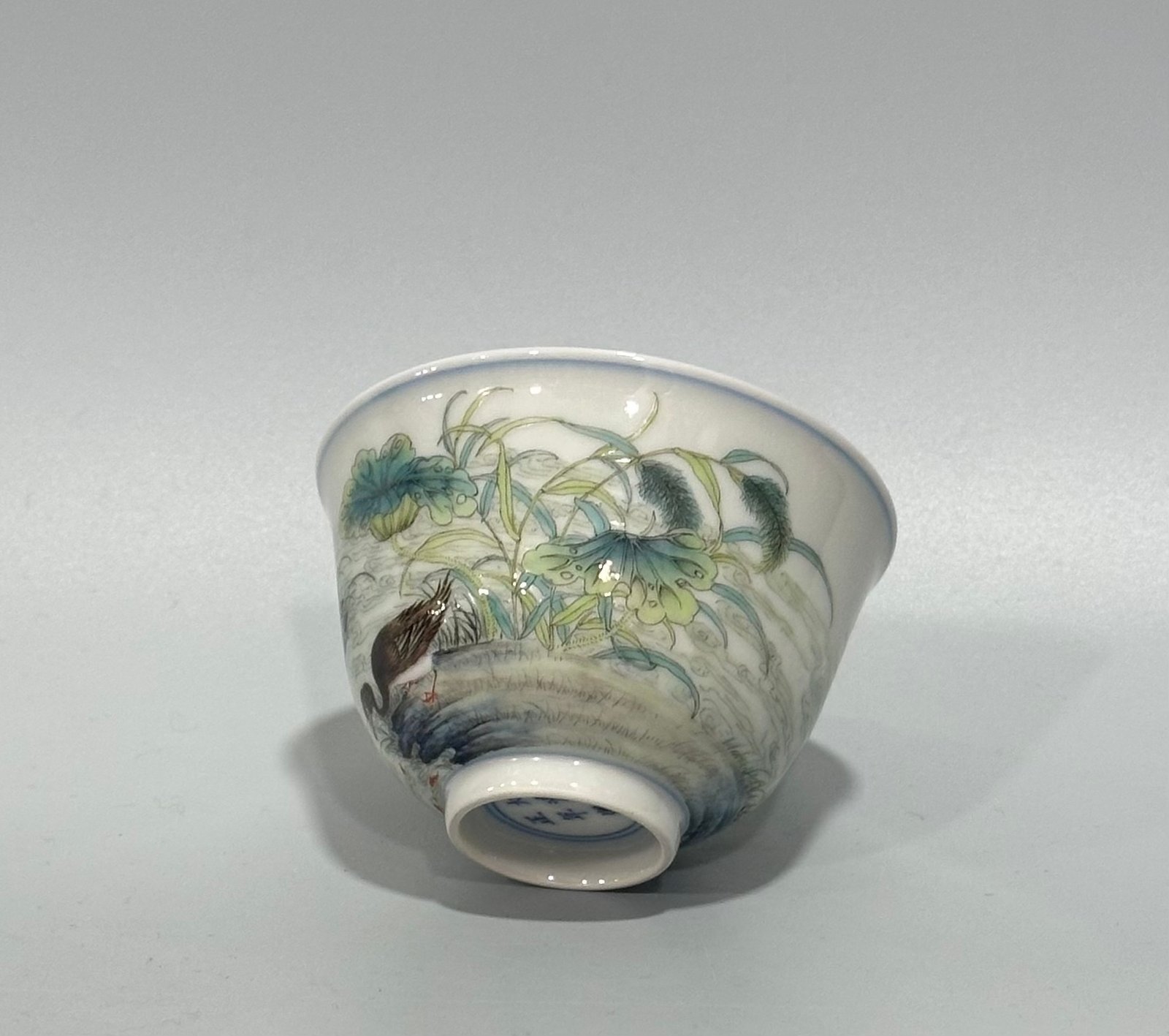 Qing Dynasty Yongzheng pastel reed and wild goose pattern cup