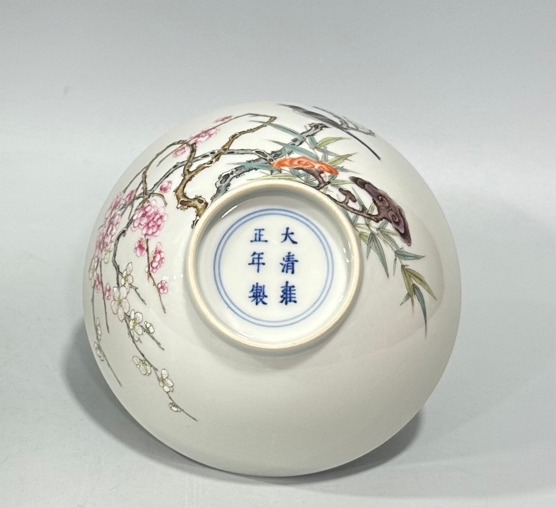 Qing Dynasty Yongzheng Pastel flower and bird bowl with branch pattern