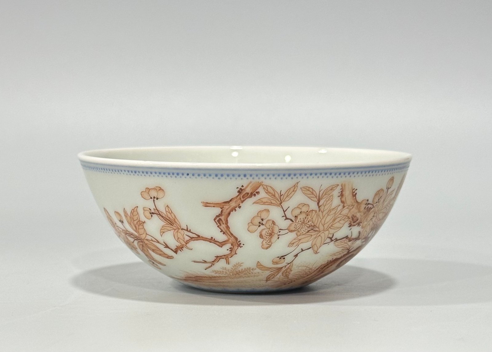 Qing Dynasty Yongzheng Japanese-style cup with green edges linen flower and bird poetry